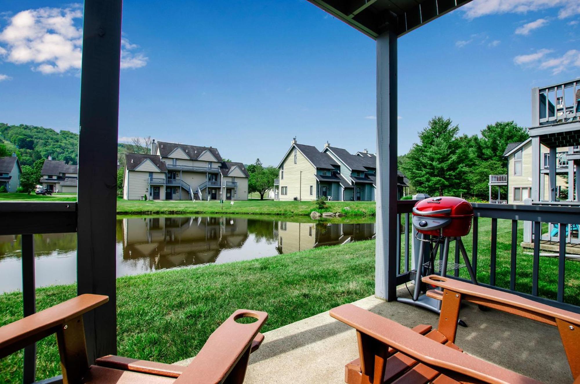 Family Townhouse With Fireplace Ellicottville Εξωτερικό φωτογραφία
