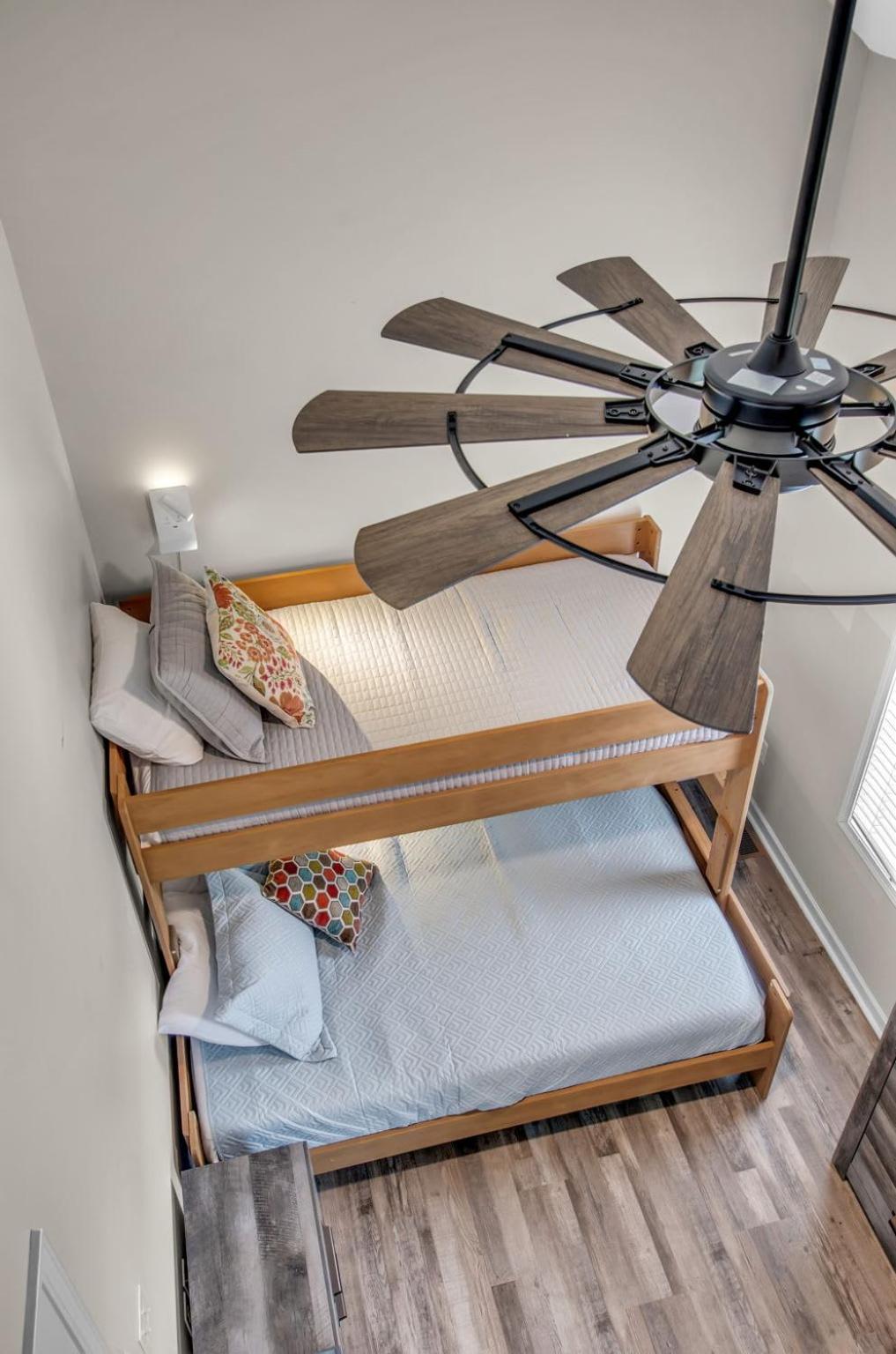 Family Townhouse With Fireplace Ellicottville Εξωτερικό φωτογραφία