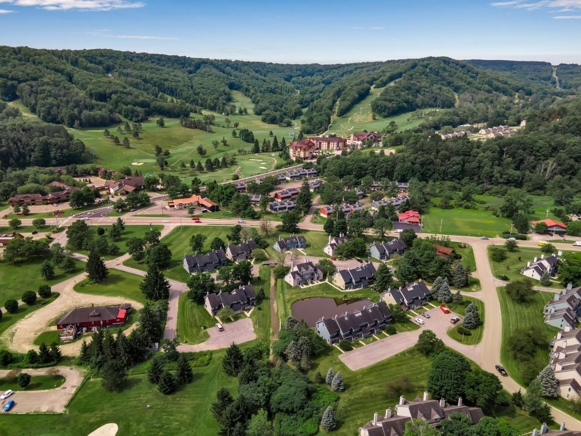 Family Townhouse With Fireplace Ellicottville Εξωτερικό φωτογραφία